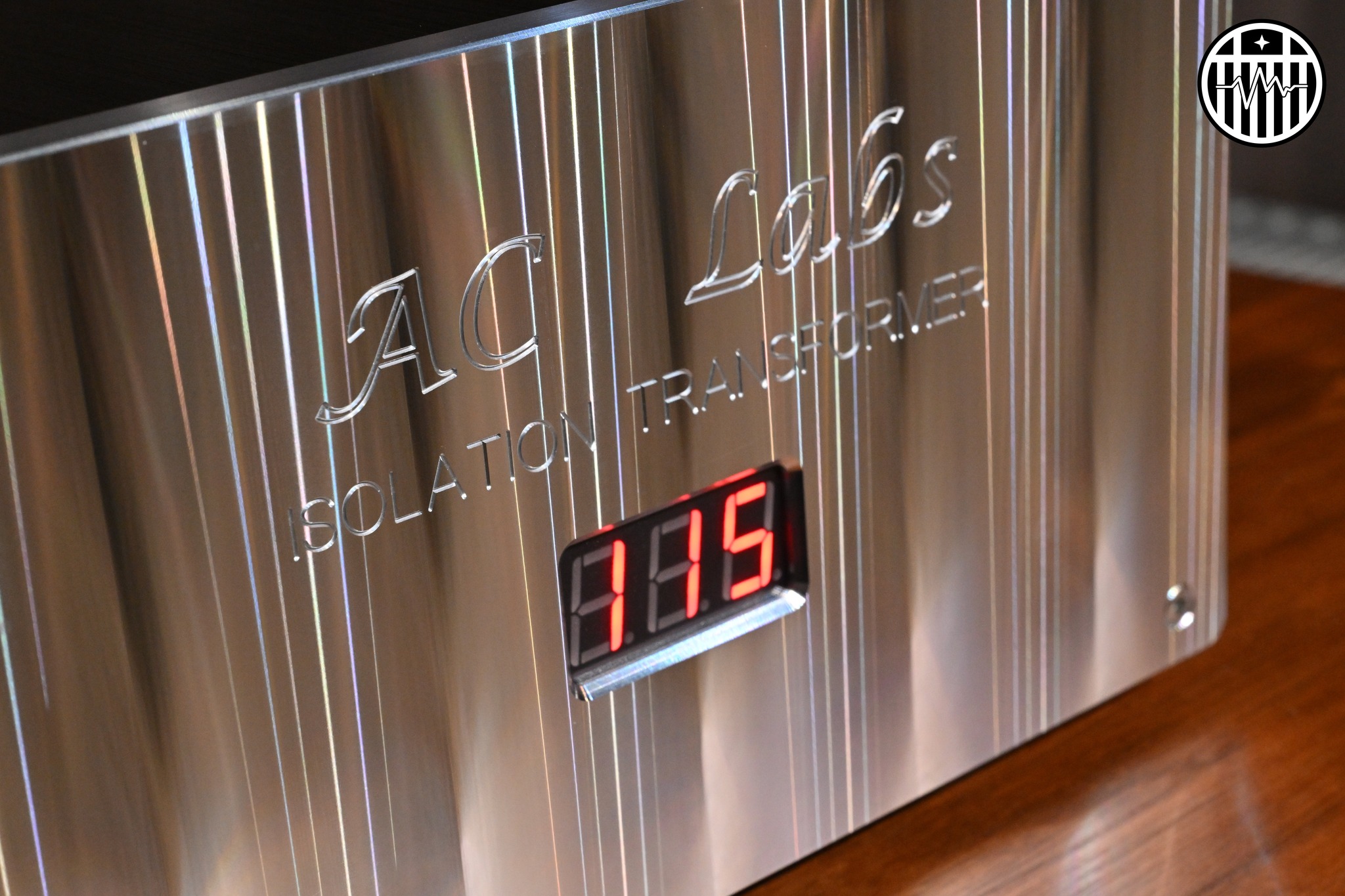 Read more about the article 【本公司自有品牌Toroidal 1500隔離變壓器】