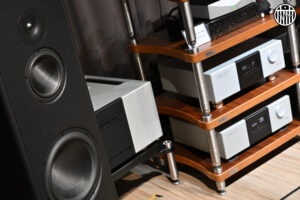 Read more about the article 【九月EMM Labs MTRX2 V2單聲道後級Hi-End盛會】